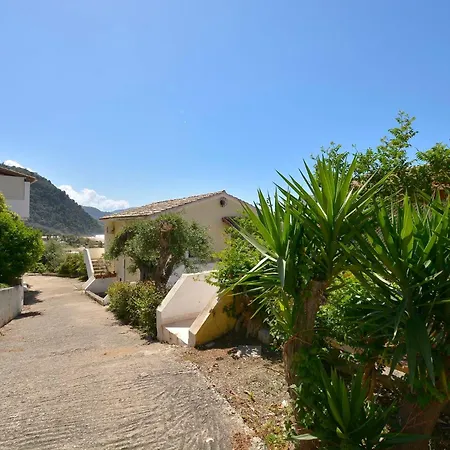 Casa de Férias Two-bedroom With Sea View In *
